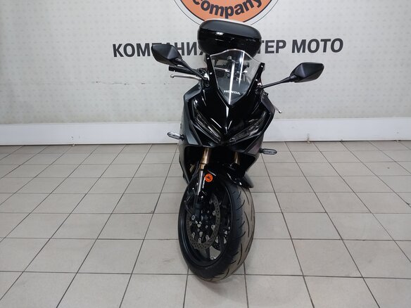 2021 Honda CBR 650R, чёрный, 929000 рублей - вид 2