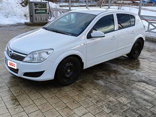 2008 Opel Astra H Рестайлинг, белый, 630000 рублей, вид 2