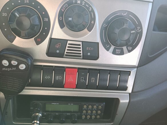 2011 Iveco Daily, белый, 1300000 рублей - вид 11