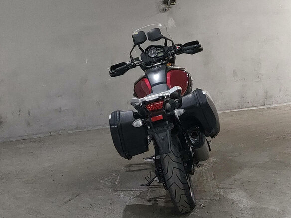 2015 Suzuki V-Strom 1000, красный, 744382 рублей - вид 4