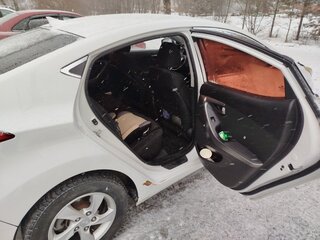 2010 Hyundai Avante V, белый, 850000 рублей, вид 5