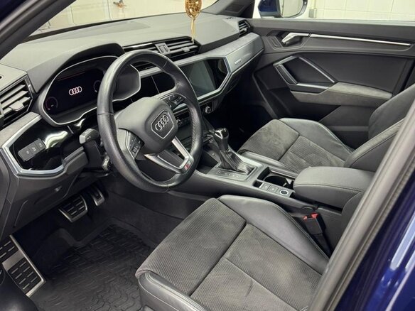 2021 Audi Q3 40 TFSI II (F3), синий, 3600000 рублей - вид 8