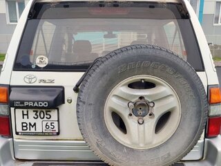 1997 Toyota Land Cruiser Prado 90 Series, белый, 1100000 рублей, вид 4