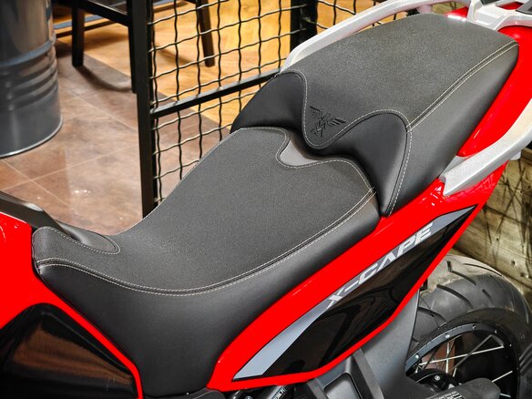 2026 Moto Morini X-CAPE 650, красный, 1499900 рублей - вид 10