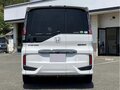 2021 Honda Stepwgn Spada V Рестайлинг, белый - вид 2