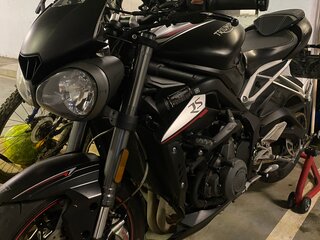 2019 Triumph Street Triple, чёрный, 795000 рублей, вид 1