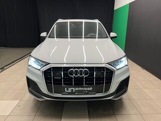2020 Audi Q7 45 TDI II (4M) Рестайлинг, белый, 7750000 рублей, вид 2