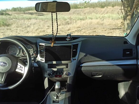 2014 Subaru Outback IV Рестайлинг, серый, 1400000 рублей - вид 5