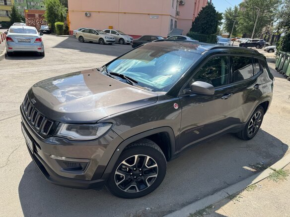 2018 Jeep Compass II, серый, 1290000 рублей