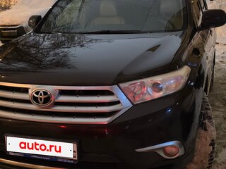 2012 Toyota Highlander II (XU40) Рестайлинг, пурпурный, 2000000 рублей, вид 3