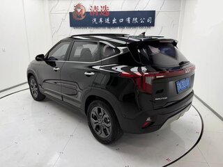 2023 Kia Seltos I Рестайлинг, чёрный, 1900000 рублей, вид 5