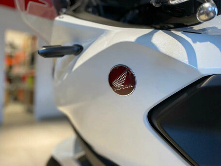 2022 Honda NT1100, белый, 1920000 рублей, вид 5