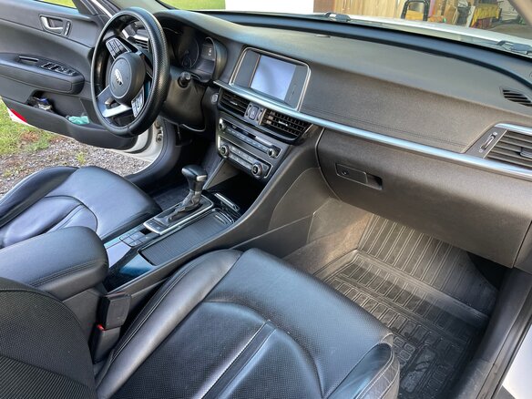 2019 Kia Optima IV Рестайлинг, белый, 1800000 рублей - вид 6