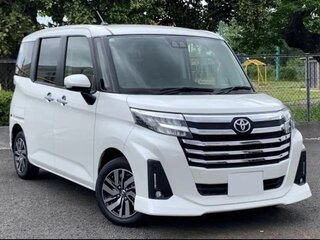 2022 Toyota Roomy I Рестайлинг, белый, 980000 рублей, вид 3