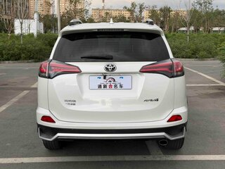 2019 Toyota RAV4 IV (XA40) Рестайлинг, белый, 2250000 рублей, вид 5