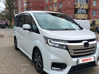 2020 Honda Stepwgn Spada V Рестайлинг, белый, 2650000 рублей, вид 2