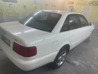 1995 Audi A6 I (C4), белый, 400000 рублей, вид 4
