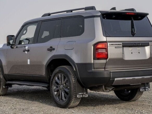 2026 Toyota Land Cruiser Prado 250 Series, серебристый, 9530000 рублей - вид 2