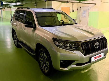 2021 Toyota Land Cruiser Prado 150 Series Рестайлинг 3, серебристый, 8500000 рублей, вид 3