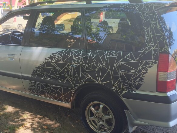 2003 Mitsubishi Space Wagon III, серебристый - вид 9