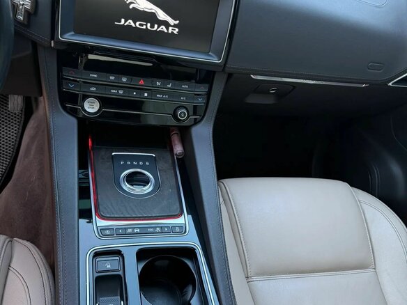 2020 Jaguar F-Pace I, красный, 4444000 рублей - вид 20