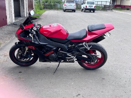 2003 Yamaha YZF-R1, чёрный, 350000 рублей, вид 3