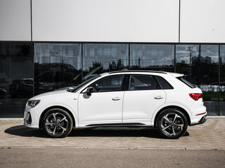 2026 Audi Q3 35 TFSI II (F3), белый, 4499000 рублей, вид 4