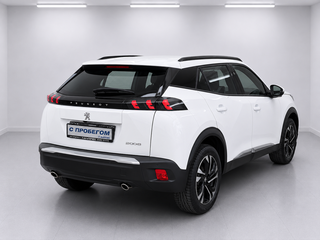 2023 Peugeot 2008 6AT II, белый, 2389000 рублей, вид 4