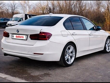 2016 BMW 3 серии 318i VI (F3x) Рестайлинг, белый, 1490000 рублей, вид 3