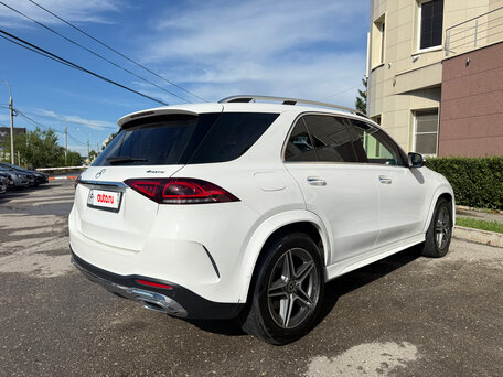 2020 Mercedes-Benz GLE 300 d II (V167), белый, 6200000 рублей, вид 5