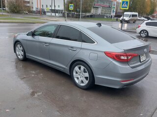 2017 Hyundai Sonata VII (LF), серый, 1550000 рублей, вид 4