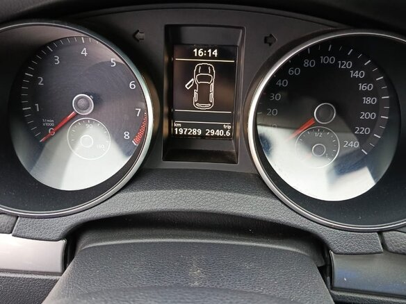 2009 Volkswagen Golf VI, серебристый, 800000 рублей - вид 4