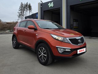2013 Kia Sportage III, оранжевый, 1750000 рублей, вид 4