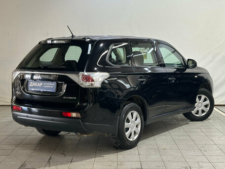 2014 Mitsubishi Outlander III, чёрный, 1320000 рублей, вид 3