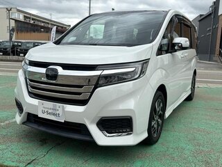 2022 Honda Stepwgn Spada V Рестайлинг, белый, 2110400 рублей, вид 3