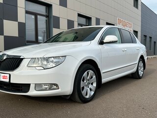 2012 Skoda Superb II, белый, 1137000 рублей, вид 2