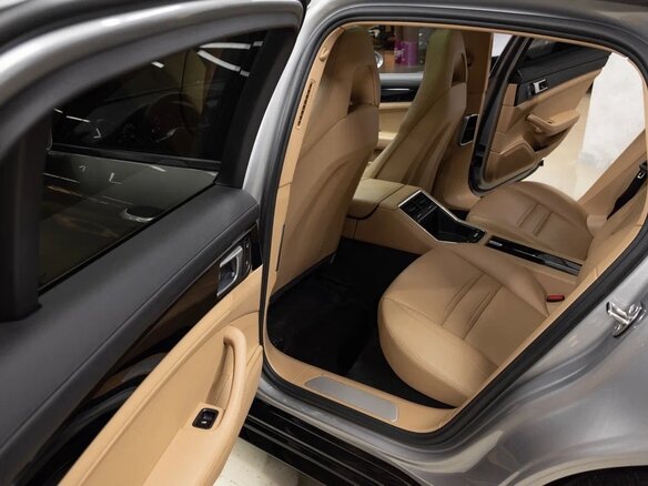 2018 Porsche Panamera 4 II, серый, 5900000 рублей - вид 26
