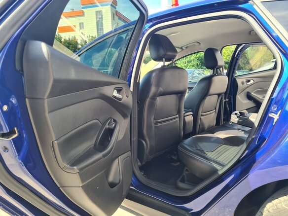 2016 Ford Focus III Рестайлинг, синий, 1149000 рублей - вид 9