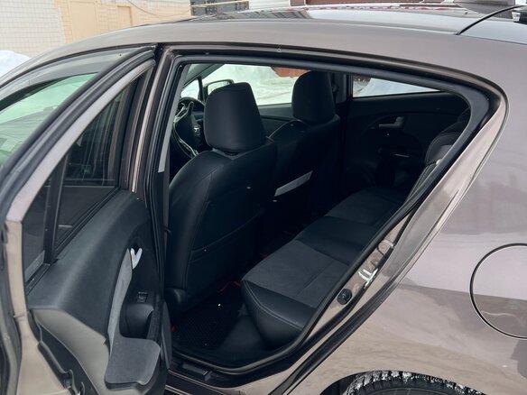 2012 Honda Insight II Рестайлинг, коричневый, 1150000 рублей - вид 21