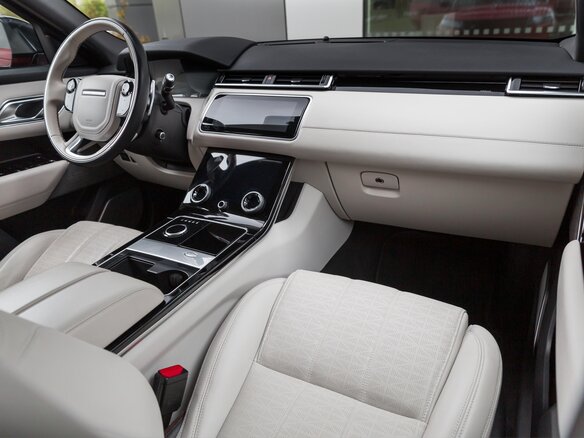 2018 Land Rover Range Rover Velar I, красный, 3688826 рублей - вид 19