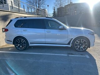 2020 BMW X7 40i I (G07), белый, 8200000 рублей, вид 3