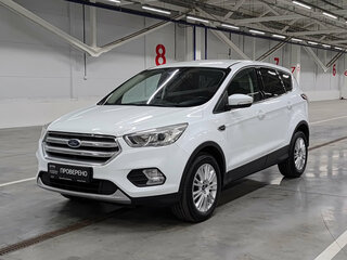 2017 Ford Kuga II Рестайлинг, белый, 1770000 рублей, вид 1