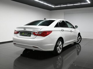 2010 Hyundai Sonata VI (YF), белый, 820000 рублей, вид 2