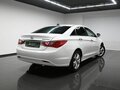 2010 Hyundai Sonata VI (YF), белый, 730000 рублей - вид 1