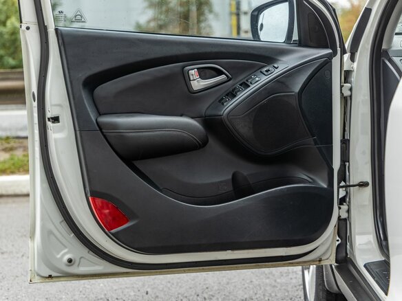 2013 Hyundai ix35 I, белый, 1188000 рублей - вид 25