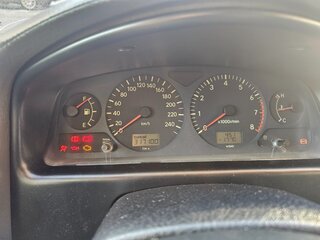 1999 Toyota Avensis I, зелёный, 550000 рублей, вид 5