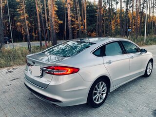 2016 Ford Fusion (North America) II Рестайлинг, серебристый, 1150000 рублей, вид 3