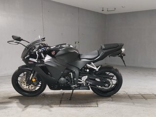 2024 Honda CBR 600RR, серый, 1175000 рублей, вид 2