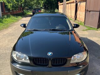 2009 BMW 1 серии 116i I (E81/E82/E87/E88) Рестайлинг, чёрный, 700000 рублей, вид 5
