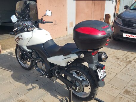 2011 Suzuki V-Strom DL 650, белый, 700000 рублей, вид 3